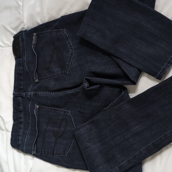 Two Pairs Of Seven7 Jeans - Picture 13 of 14